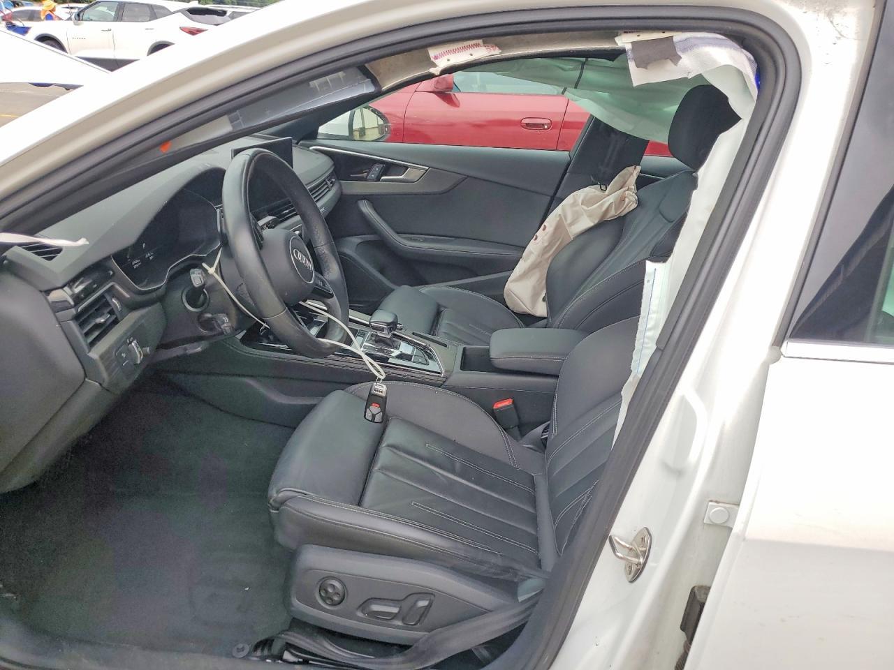 2022 Audi A4 Premium Plus 45 - Фото 7