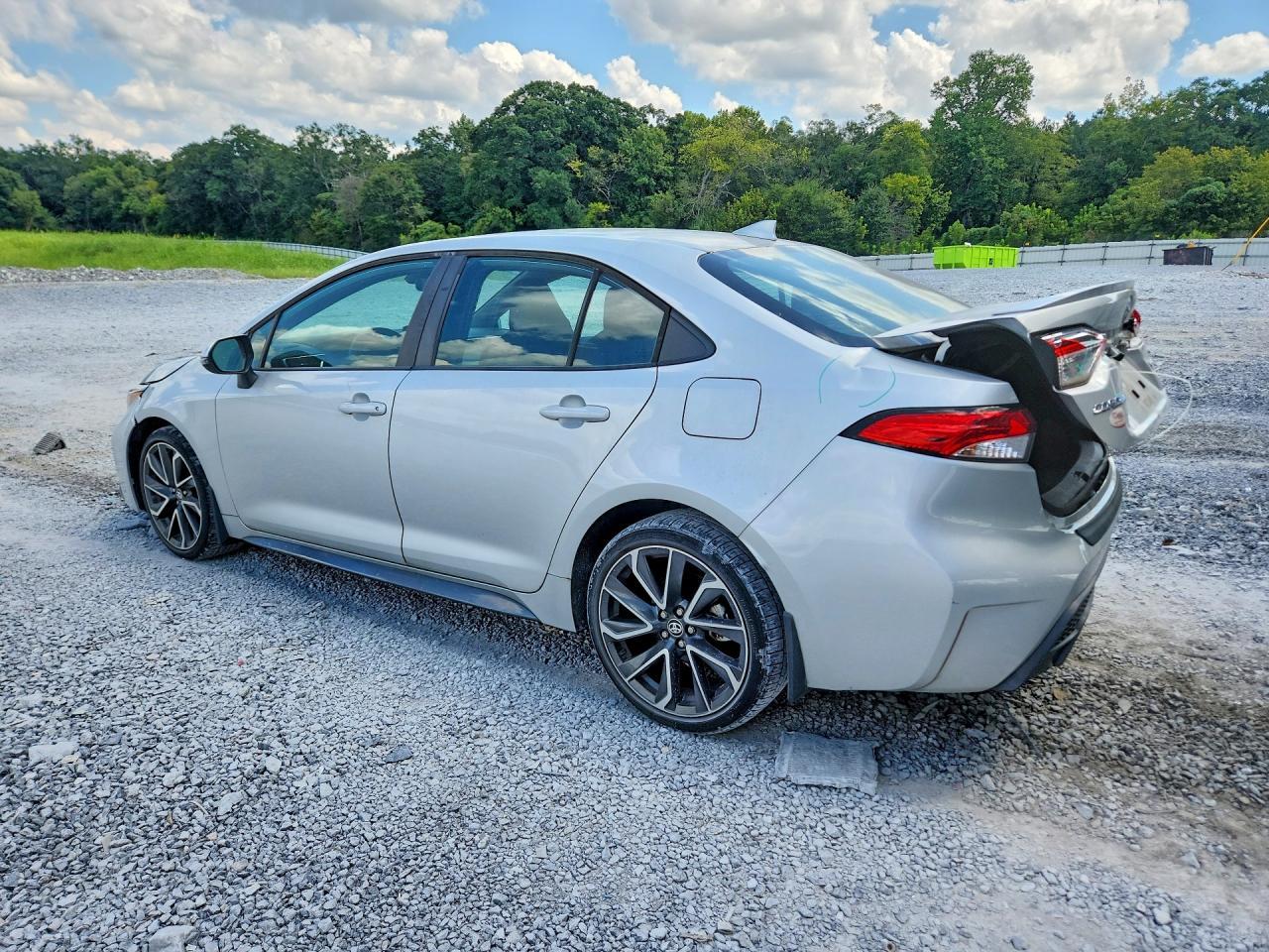 2022 Toyota Corolla Se - Фото 2