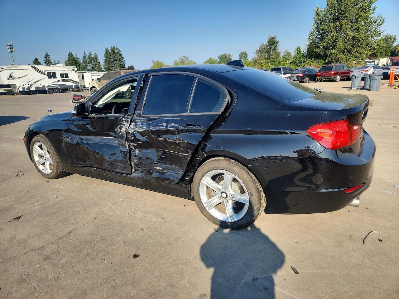 2014 BMW 320 I - Фото 2