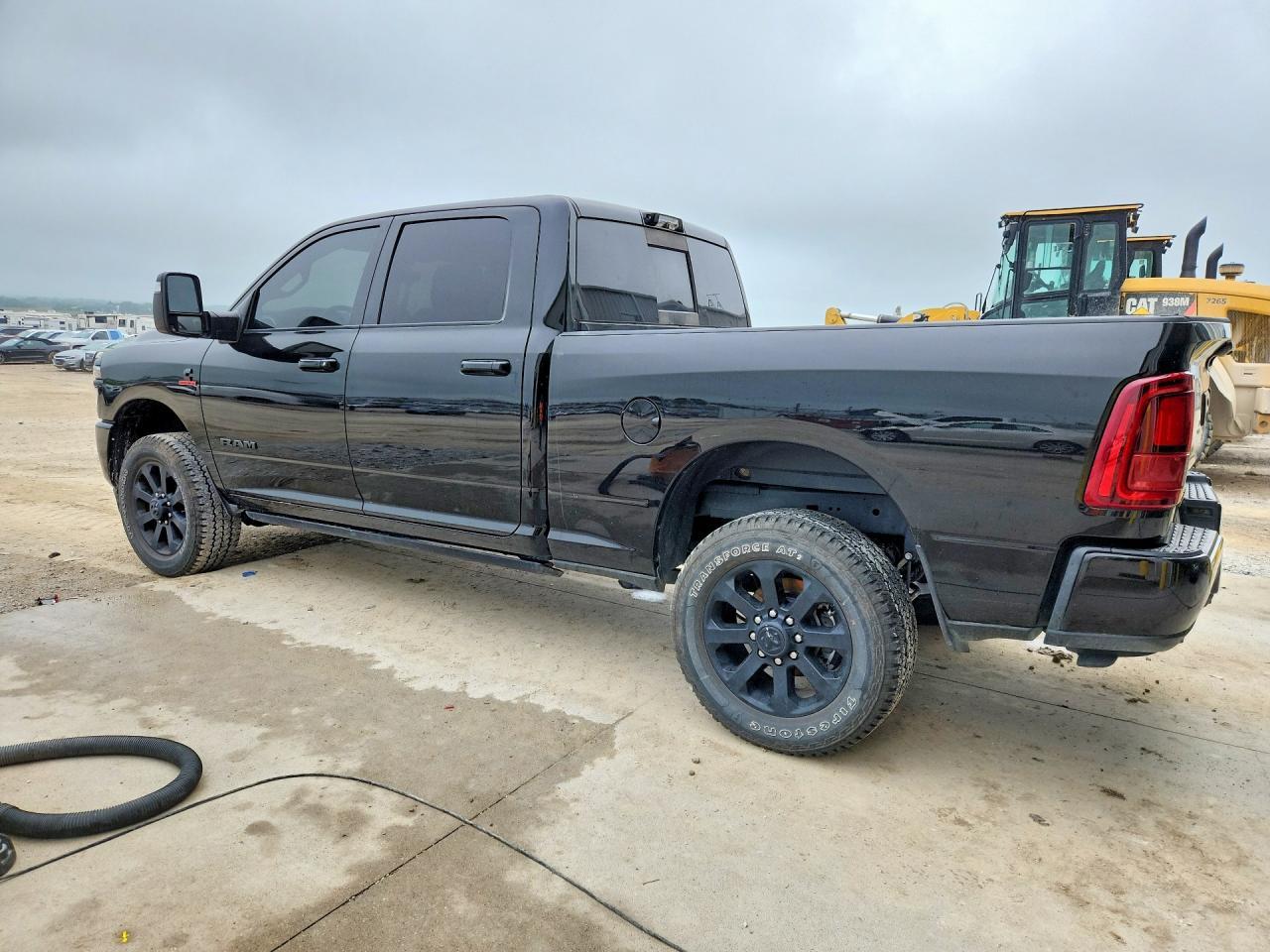 2025 Ram 2500 Laramie - Фото 2