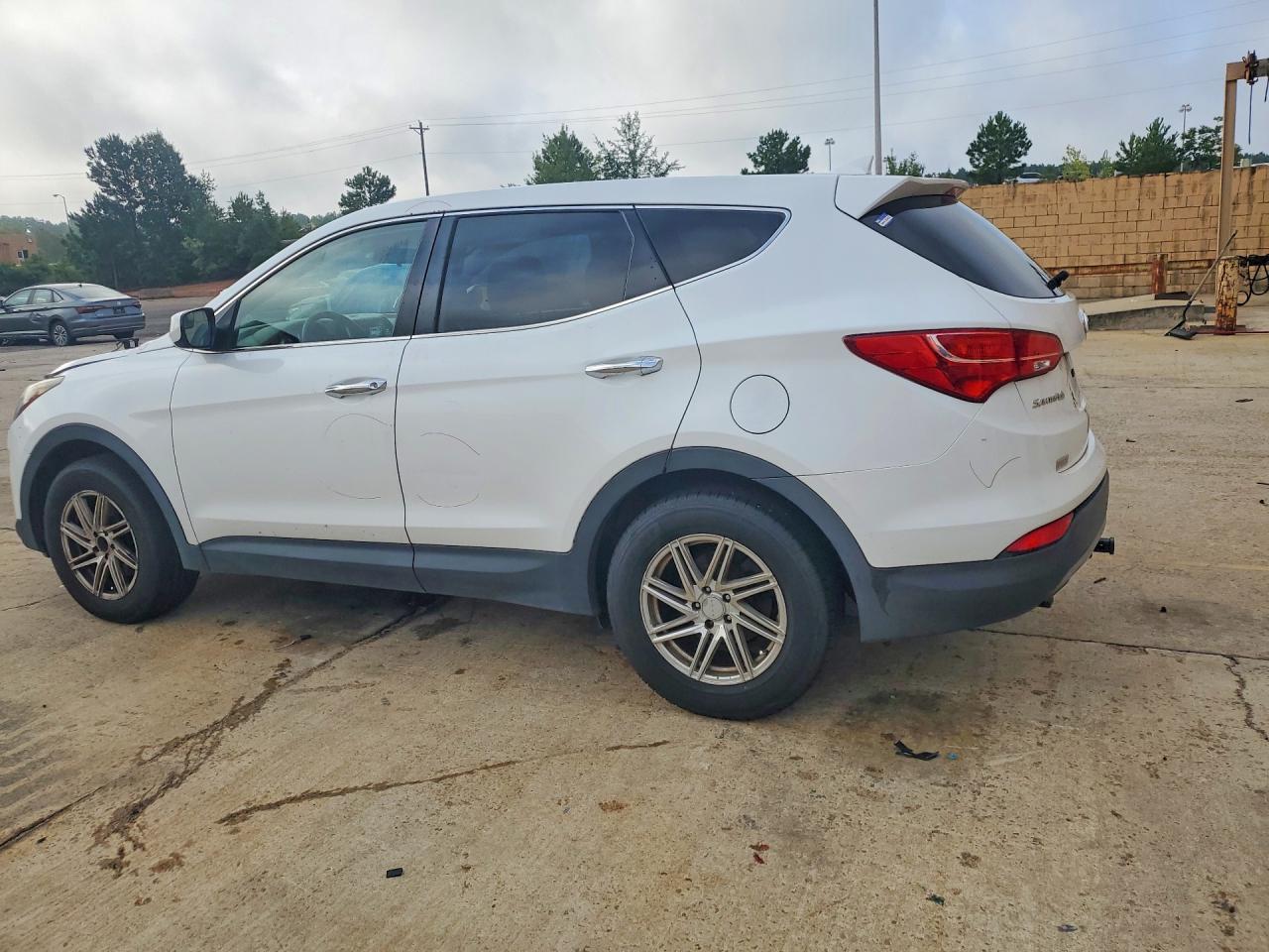 2015 Hyundai Santa Fe Sport 2.4L - Фото 2