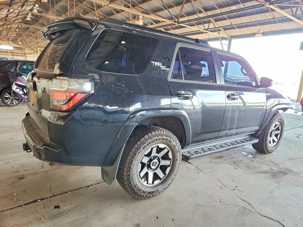 2021 Toyota 4Runner Trd Off-Road Premium - Фото 3