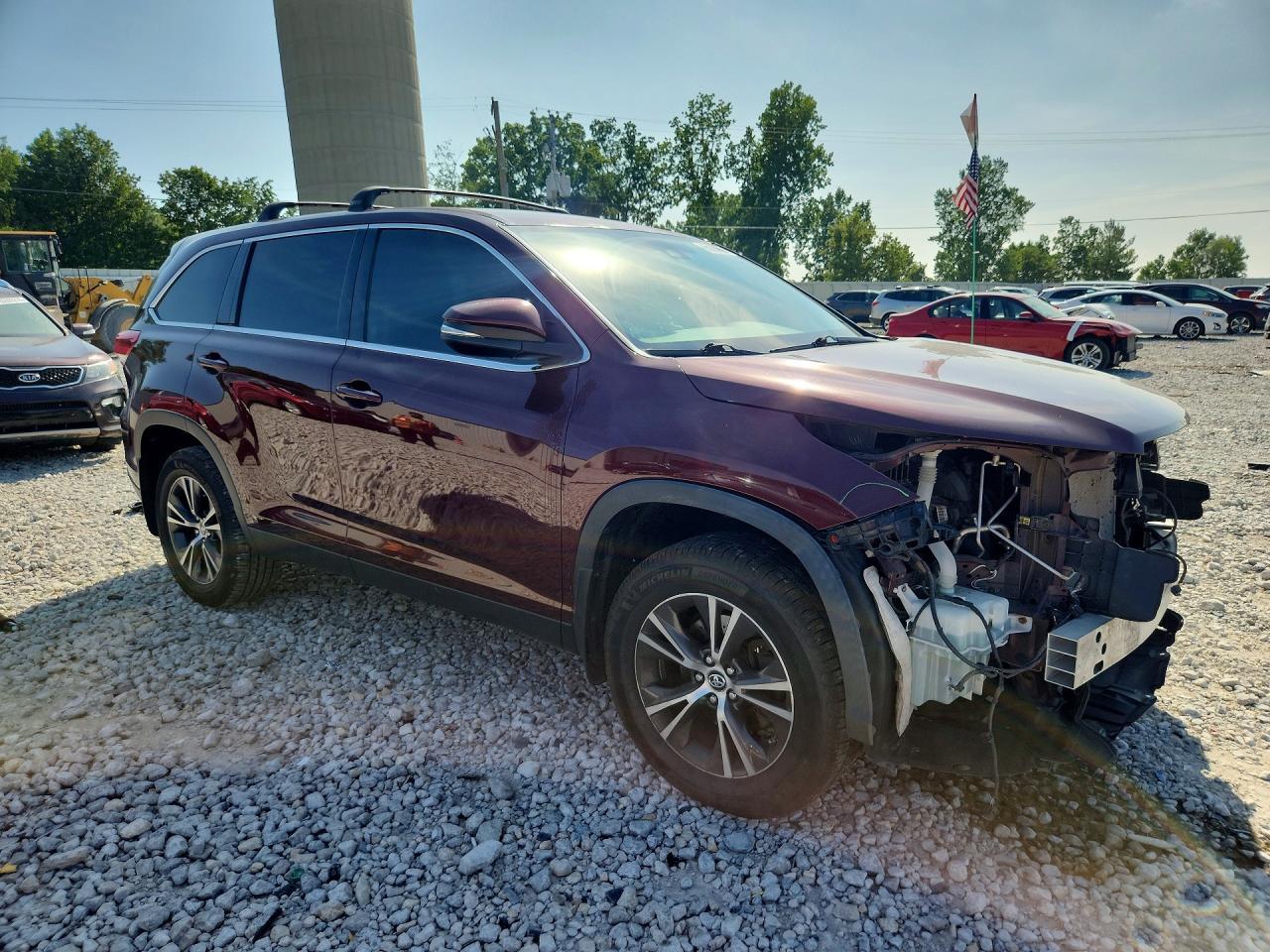2019 Toyota Highlander Le Plus - Фото 4