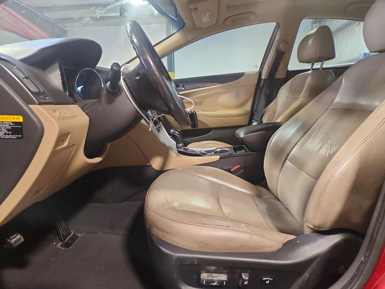 2015 Hyundai Sonata Hybrid Limited - Image 7