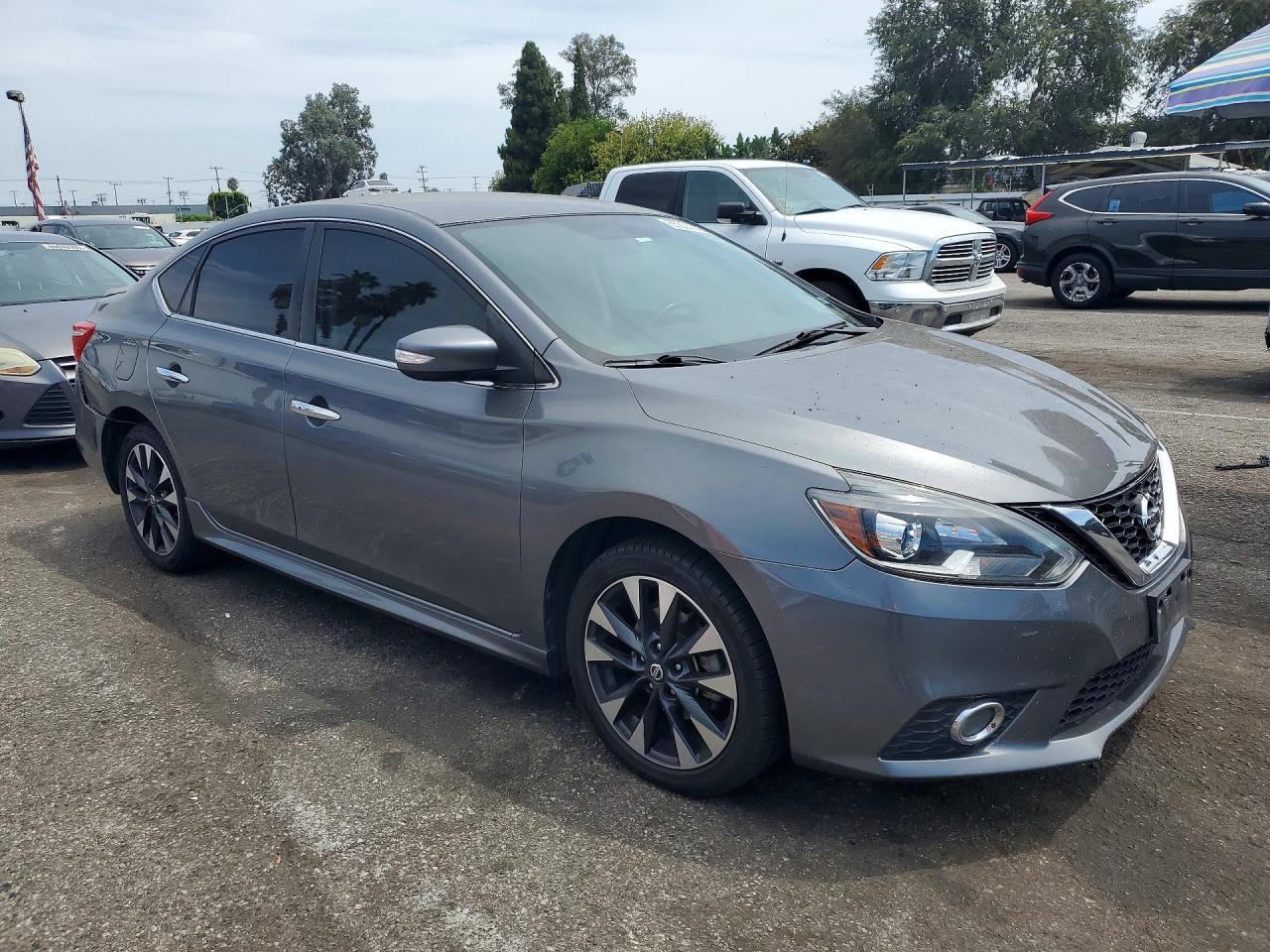 2019 Nissan Sentra Sr - Фото 4