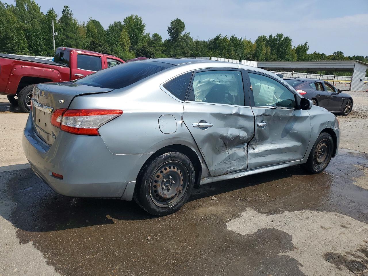2013 Nissan Sentra S - Фото 3