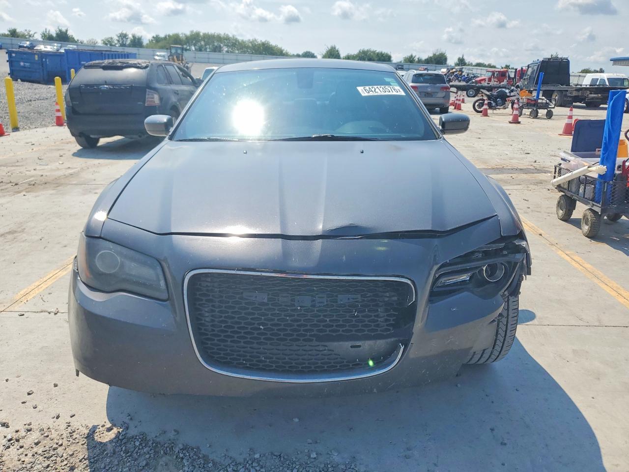 2018 Chrysler 300 S - Фото 5