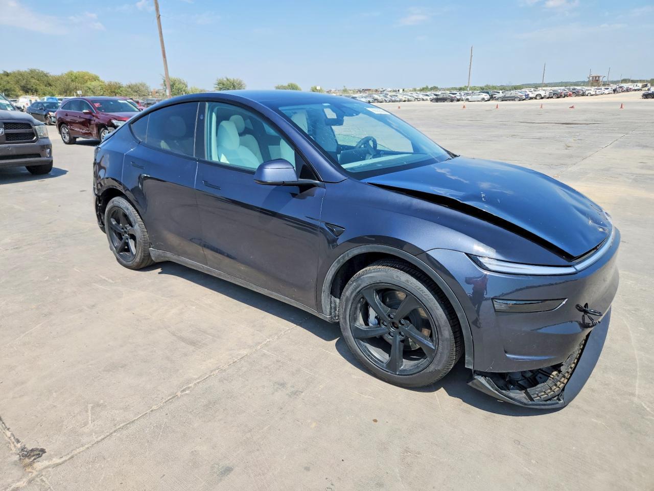 2026 Tesl Model 3 - Фото 4