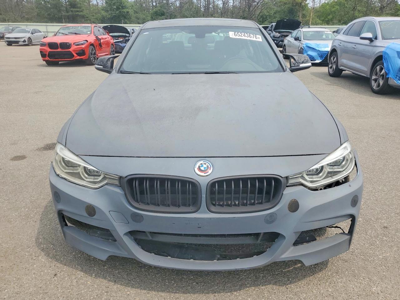 2018 BMW 330 Xi - Image 5