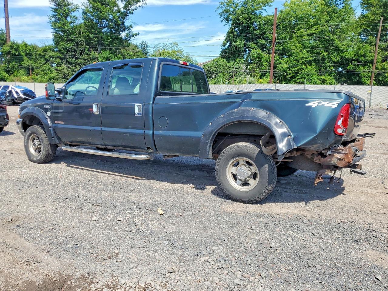 2004 Ford F250 Super Duty - Image 2