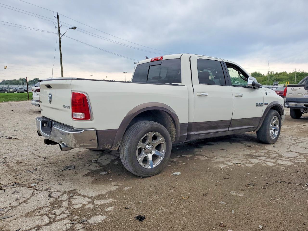2017 Ram 1500 Laramie - Фото 3