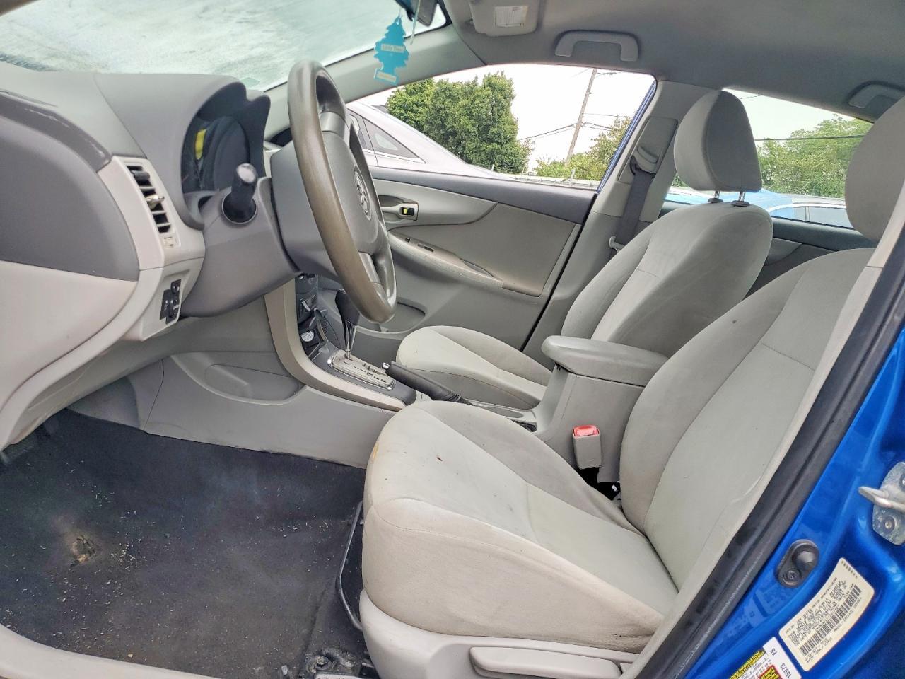 2010 Toyota Corolla Le - Фото 7