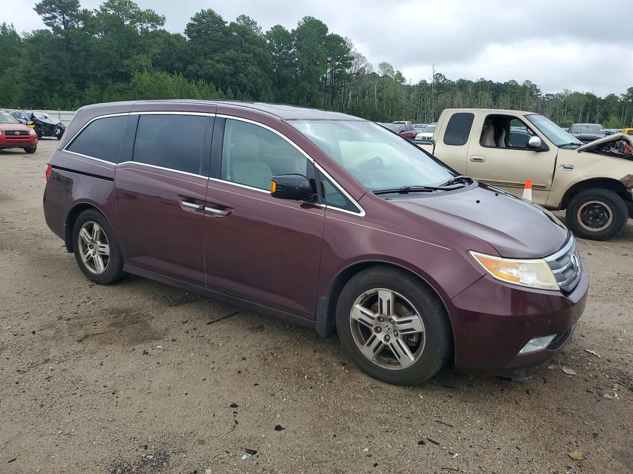 2012 Honda Odyssey Touring - Фото 4