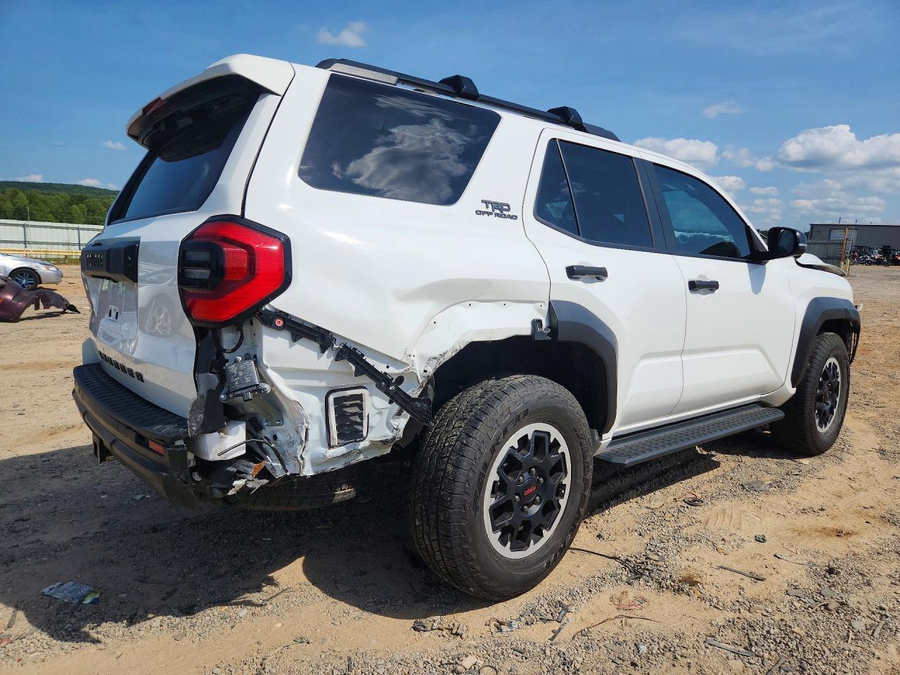 2025 Toyota 4Runner Trd Off Road - Фото 3