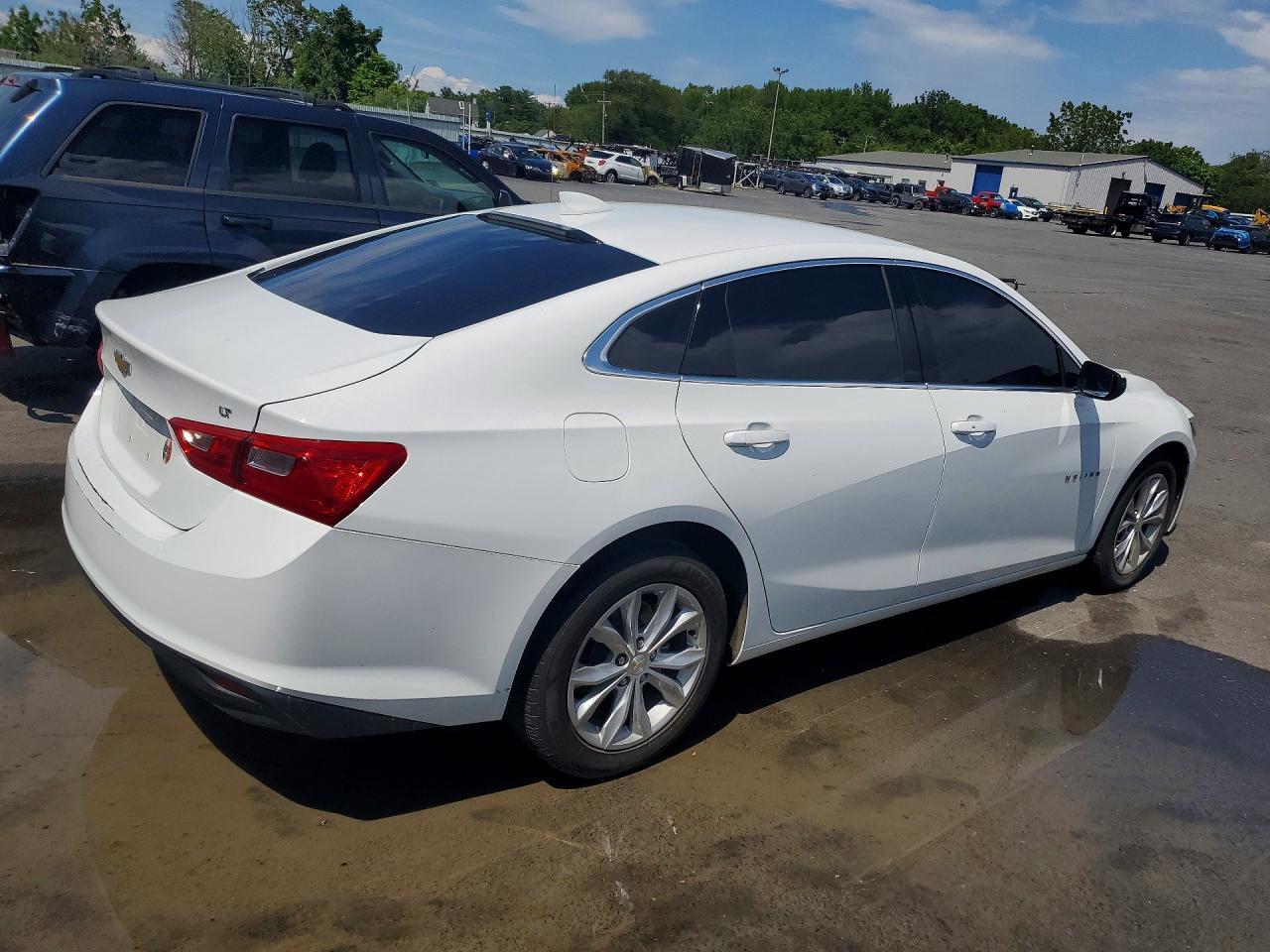 2023 Chevrolet Malibu Lt - Фото 3