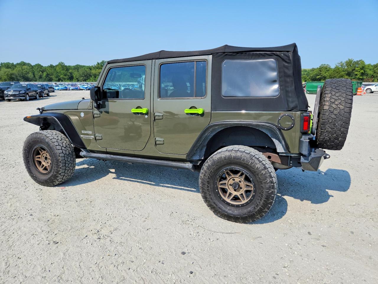 2016 Jeep Wrangler Unlimited Sport - Фото 2