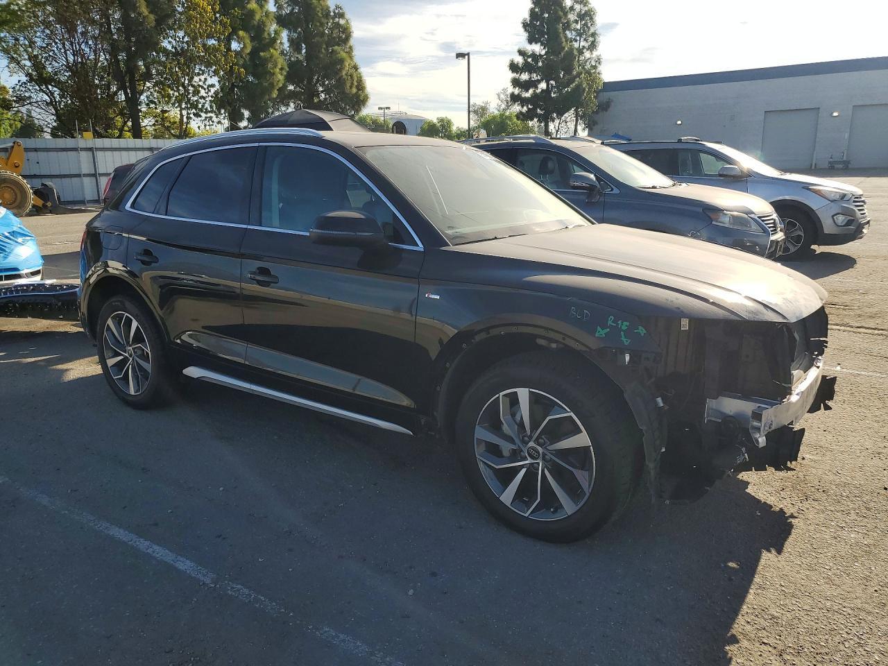 2023 Audi Q5 Premium 45 - Фото 4