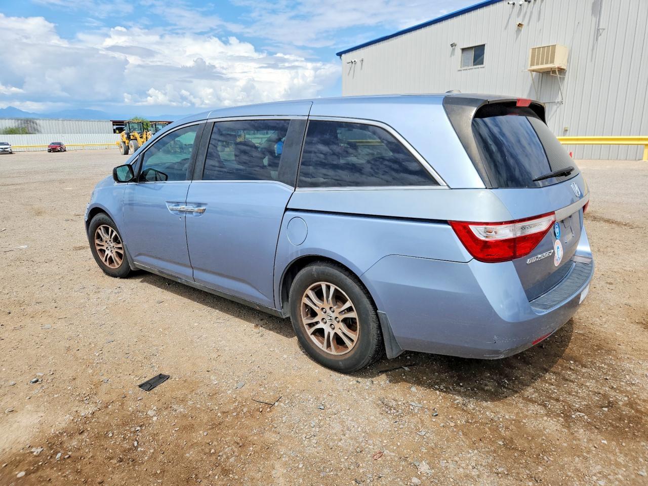 2013 Honda Odyssey Exl - Фото 2