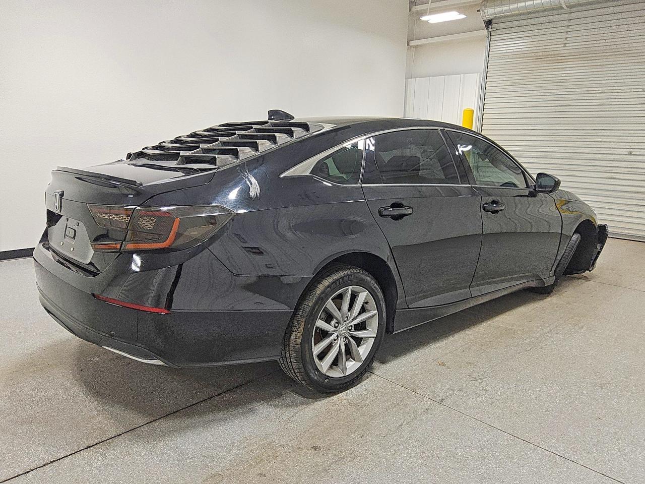 2021 Honda Accord Lx - Фото 3