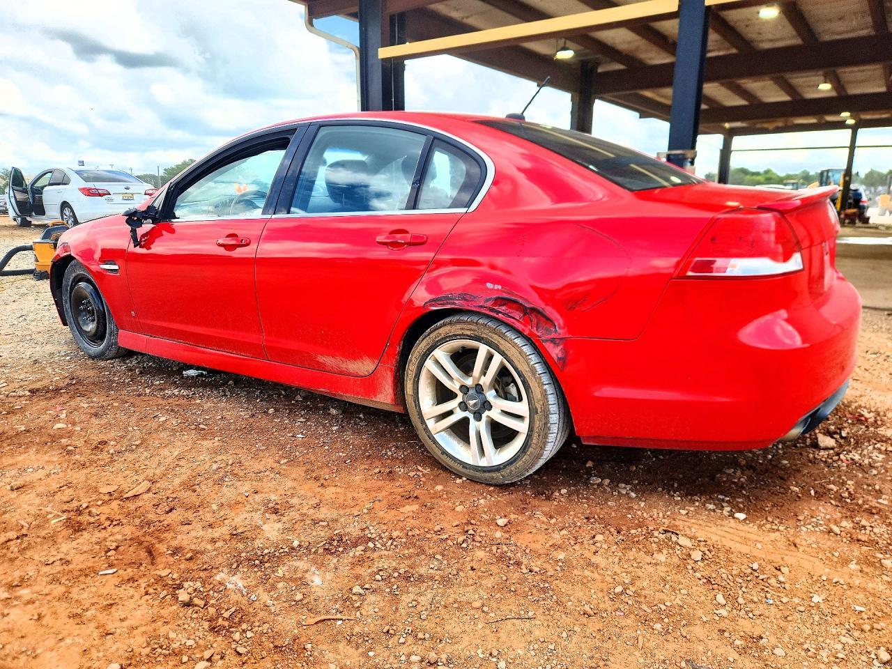 2009 Pontiac G8 - Фото 2