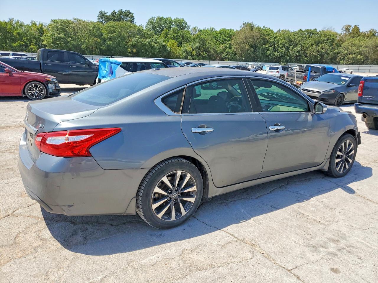 2016 Nissan Altima 2.5 Sv - Image 3