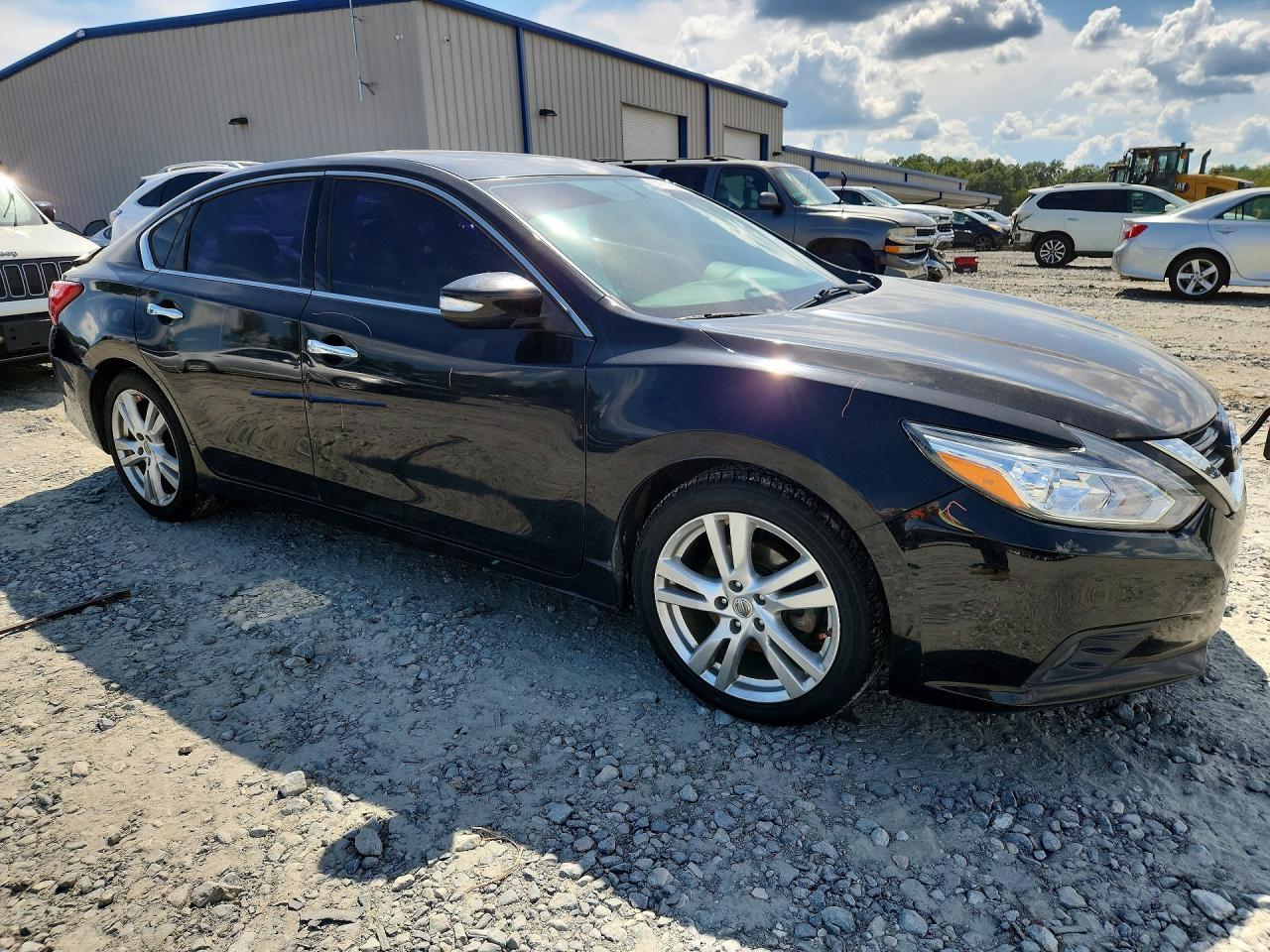 2016 Nissan 350 Gt Cou - Фото 4