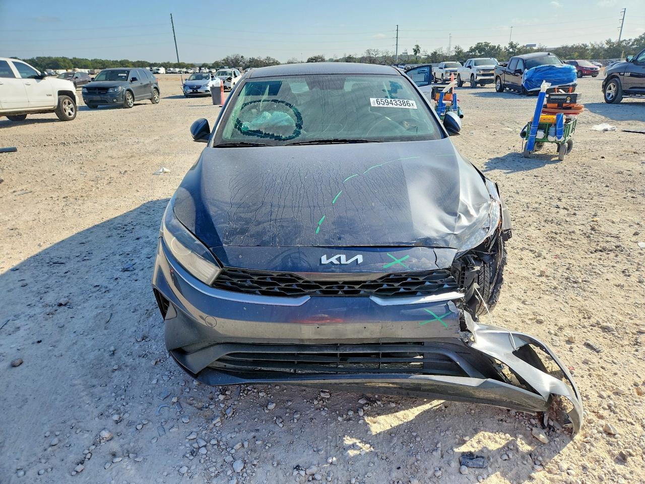 2022 Kia Forte Fe - Image 5
