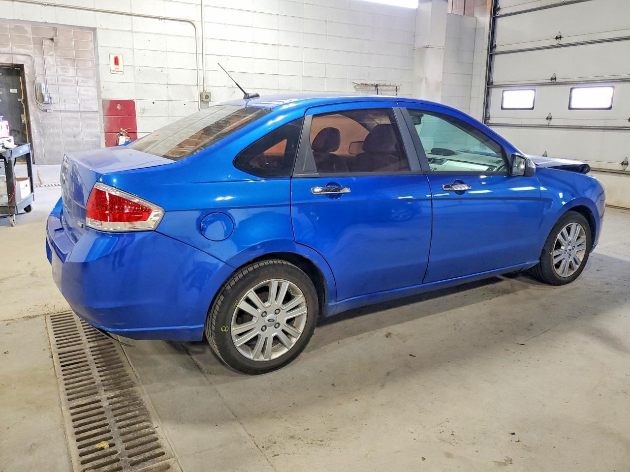 2010 Ford Focus Sel - Фото 3