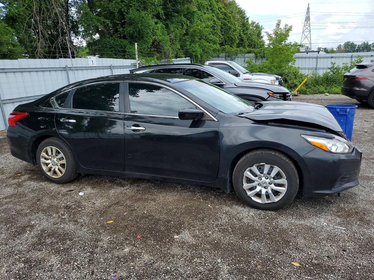 2016 Nissan Altima 2.5 - Image 4