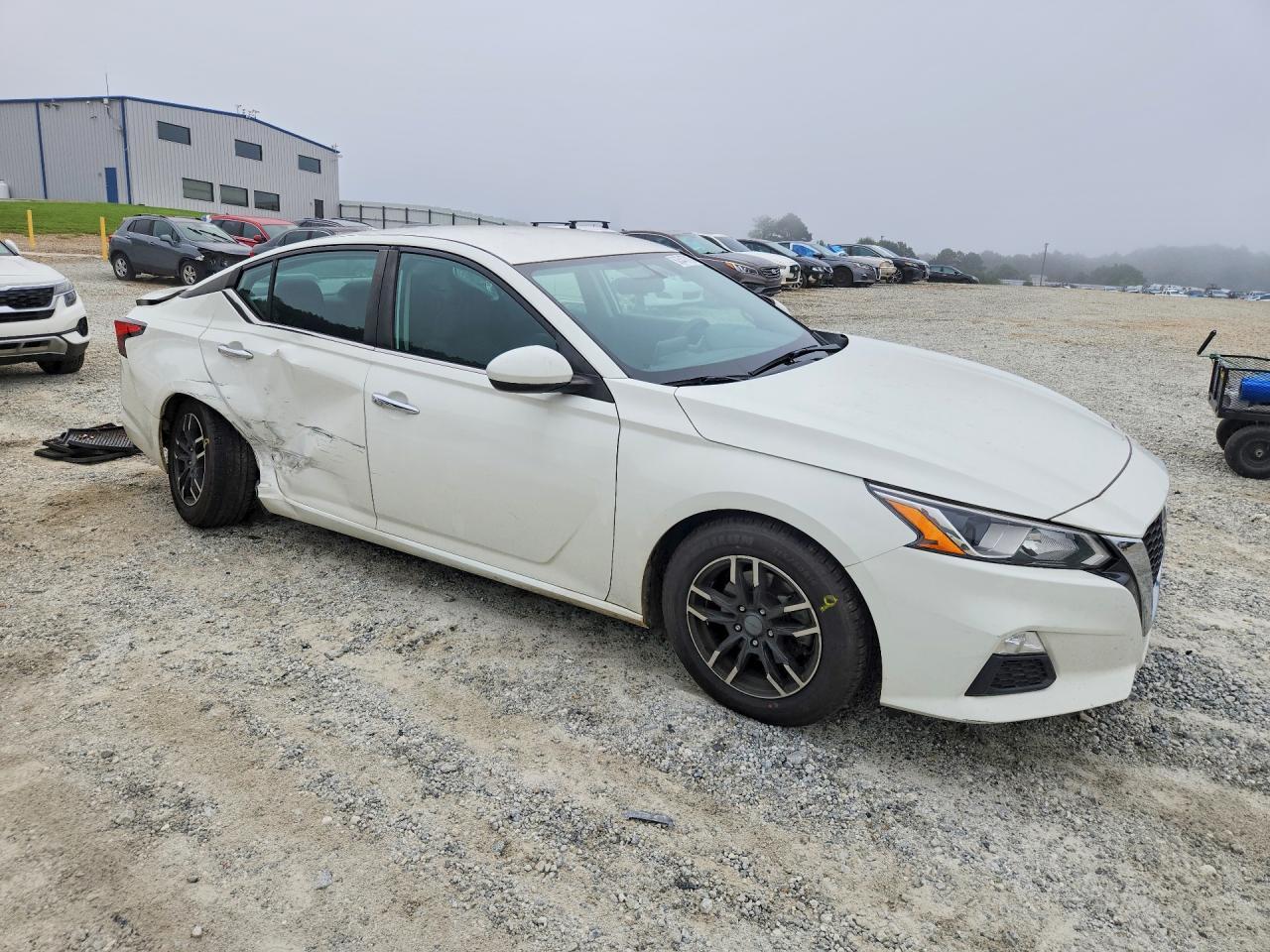 2020 Nissan Altima S - Фото 4