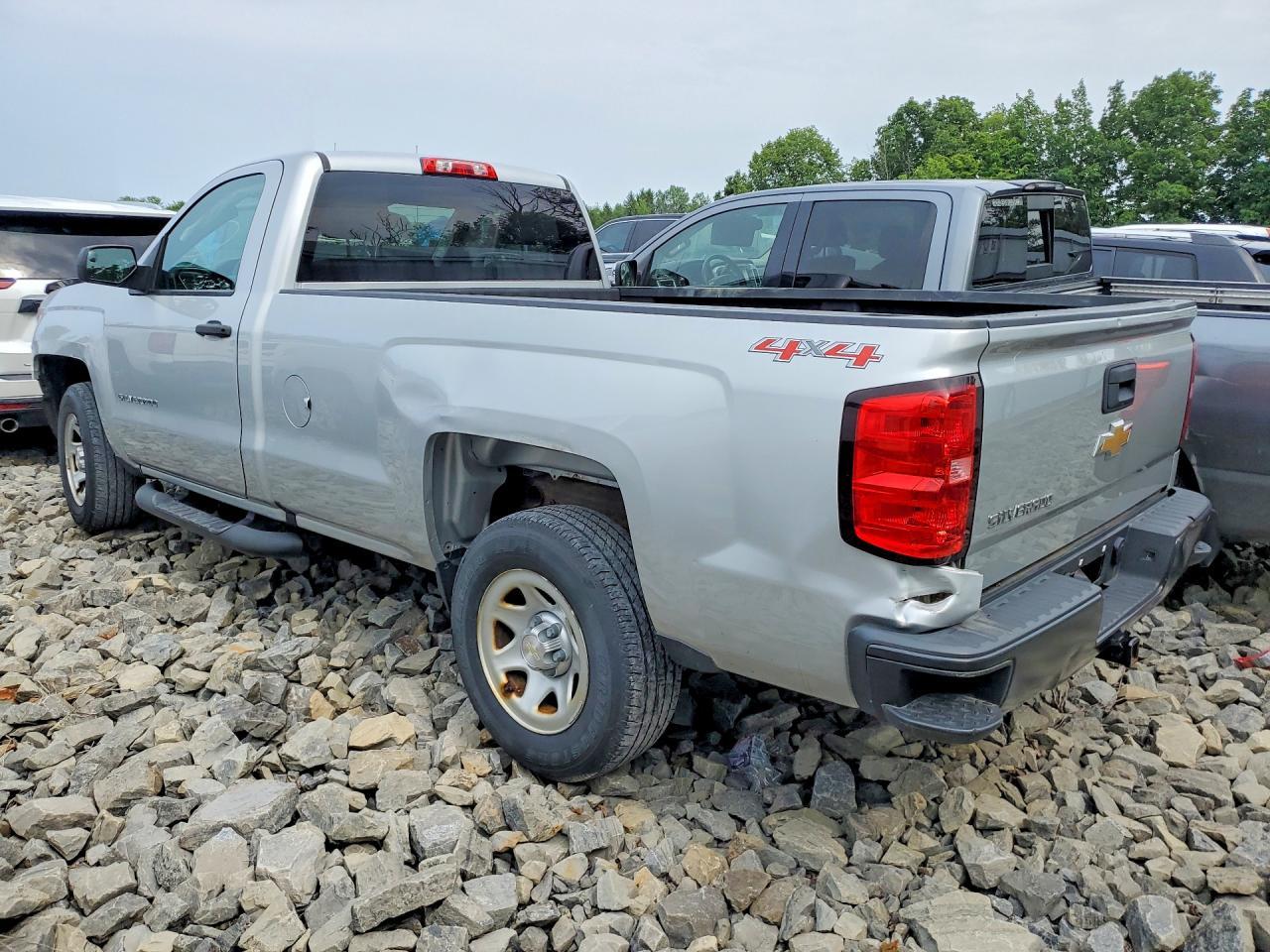 2016 Chevrolet Silverado K1500/K1500 Ls - Фото 2