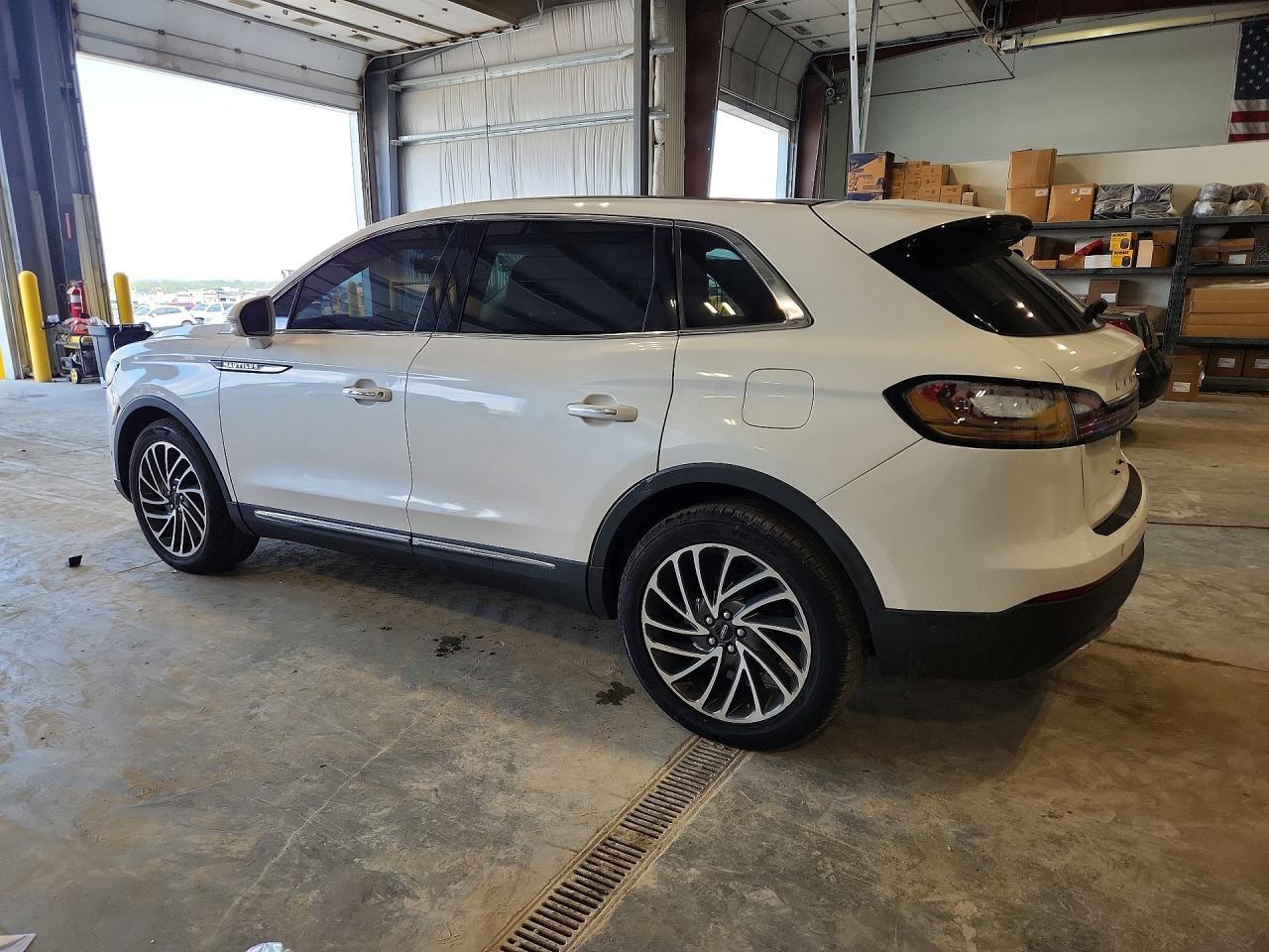 2019 Lincoln Nautilus Reserve - Фото 2