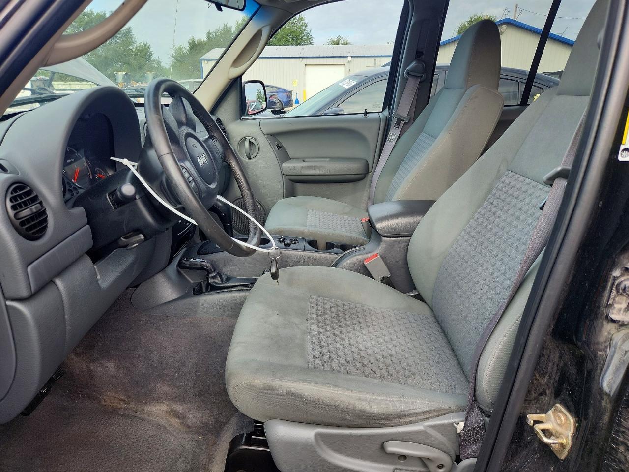 2007 Jeep Liberty Sport - Фото 7