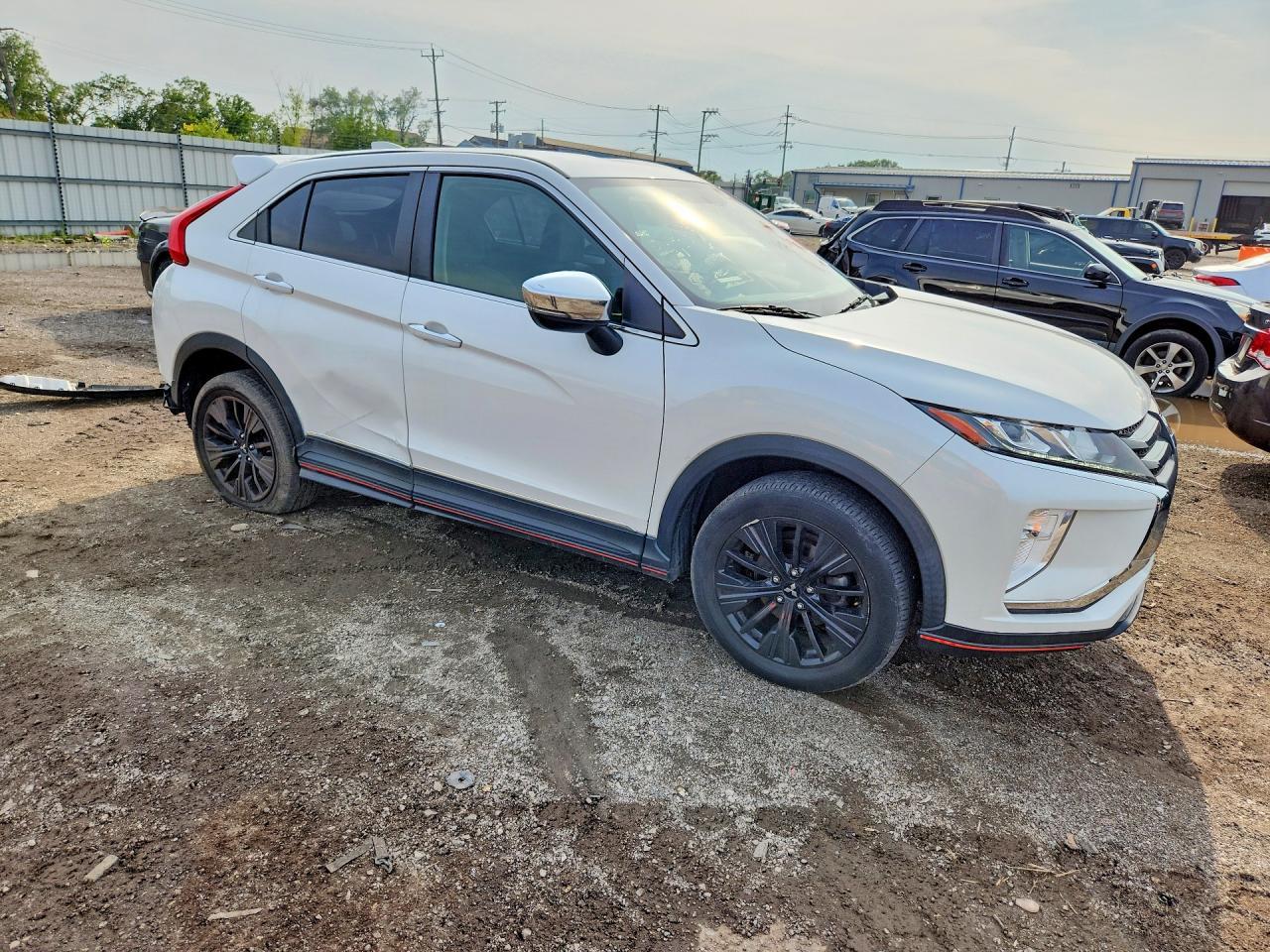 2019 Mitsubishi Eclipse Cross Le - Фото 4