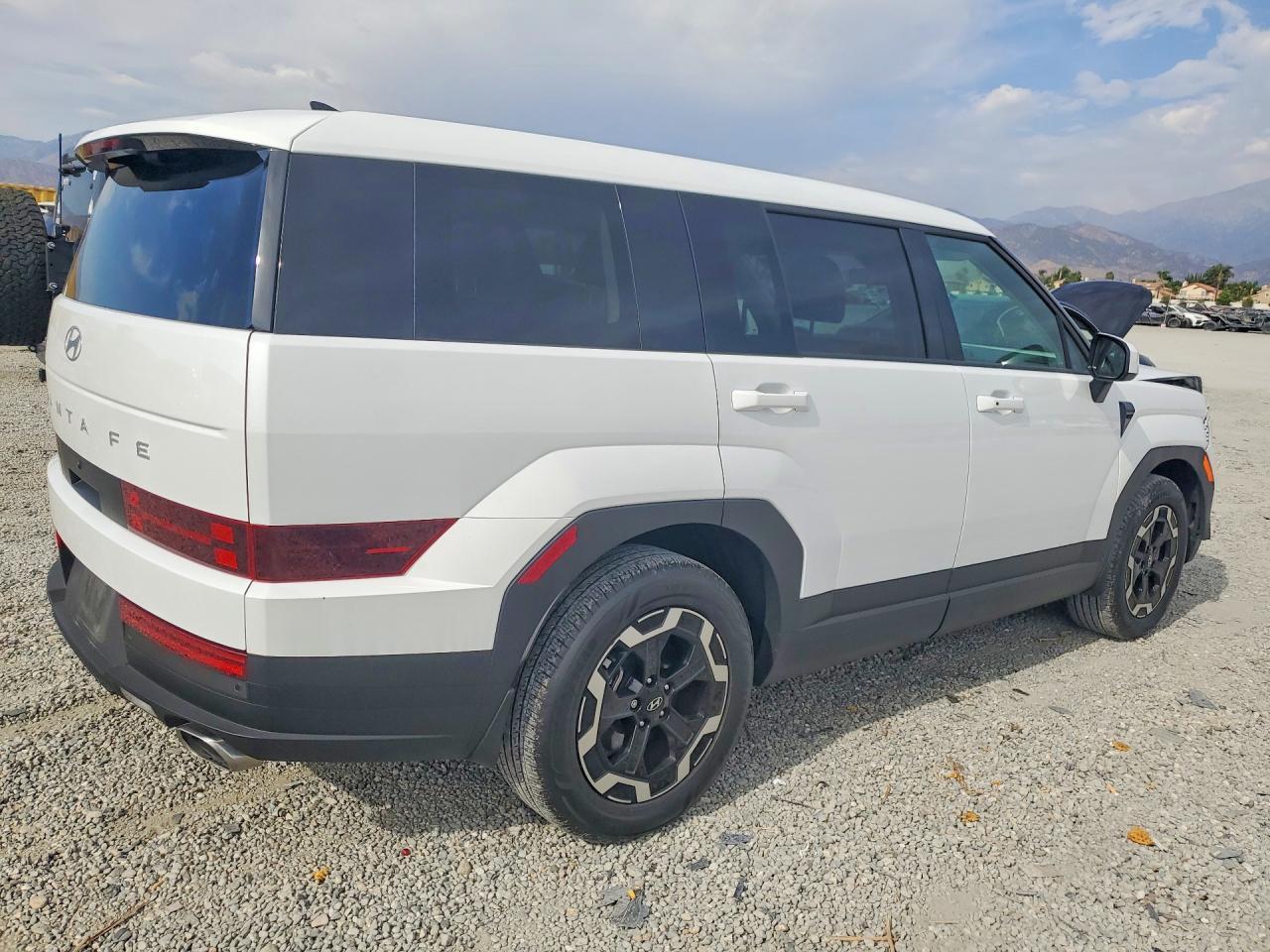2025 Hyundai Santa Fe Se - Фото 3