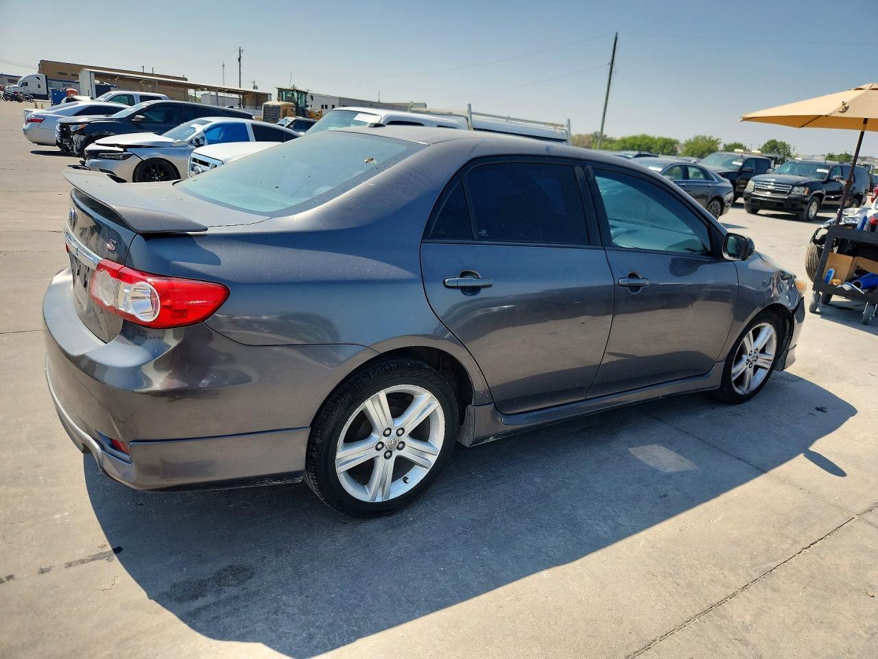 2013 Toyota Corolla S - Фото 3