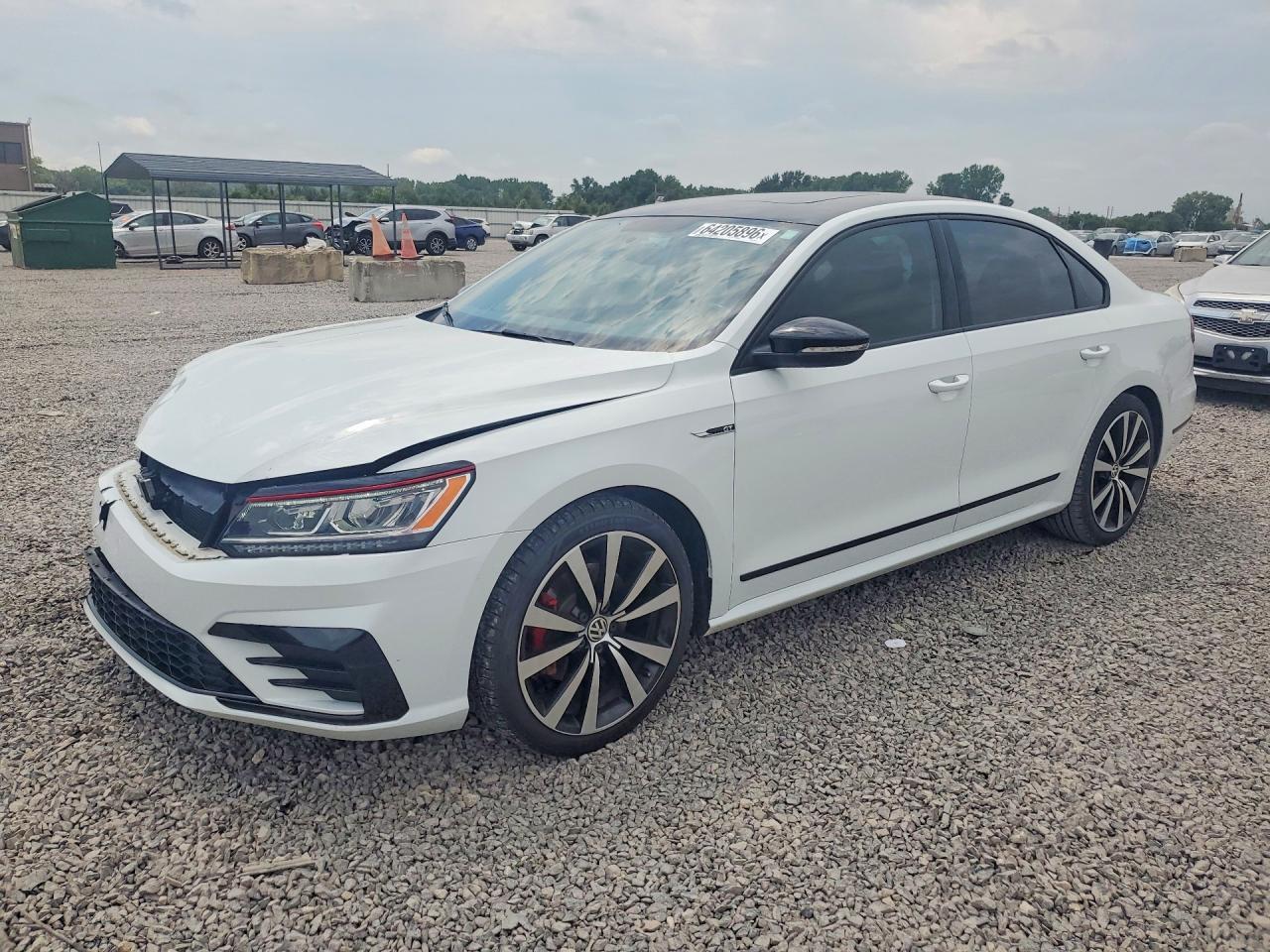 2018 Volkswagen Passat Gt