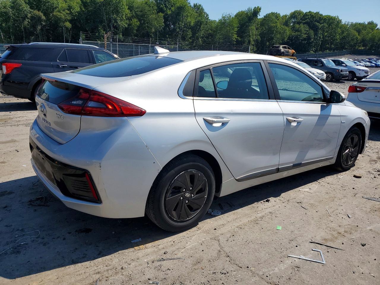 2017 Hyundai Ioniq Sel - Фото 3