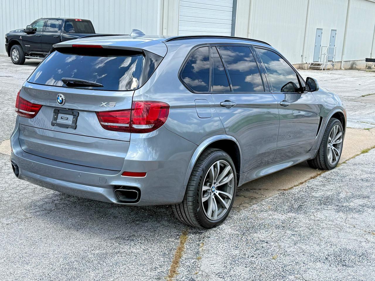 2015 BMW X5 xDrive50I - Image 4