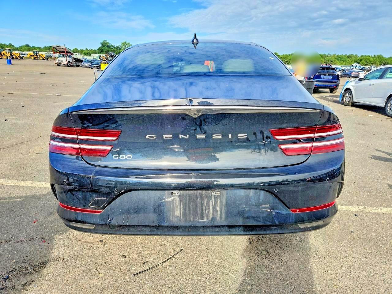 2023 Genesis Electrified G80 Base - Image 6