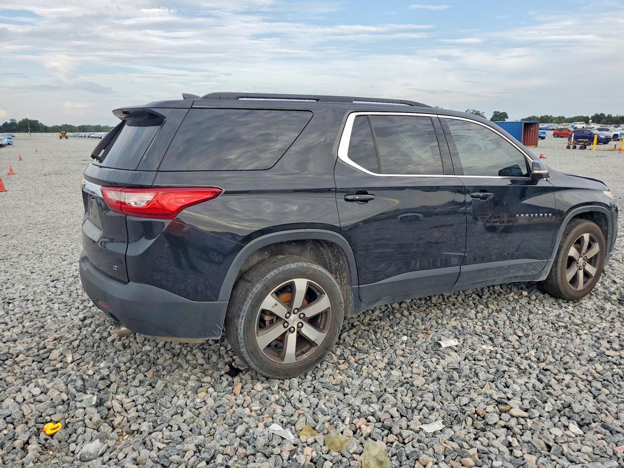 2019 Chevrolet Traverse Lt - Фото 3