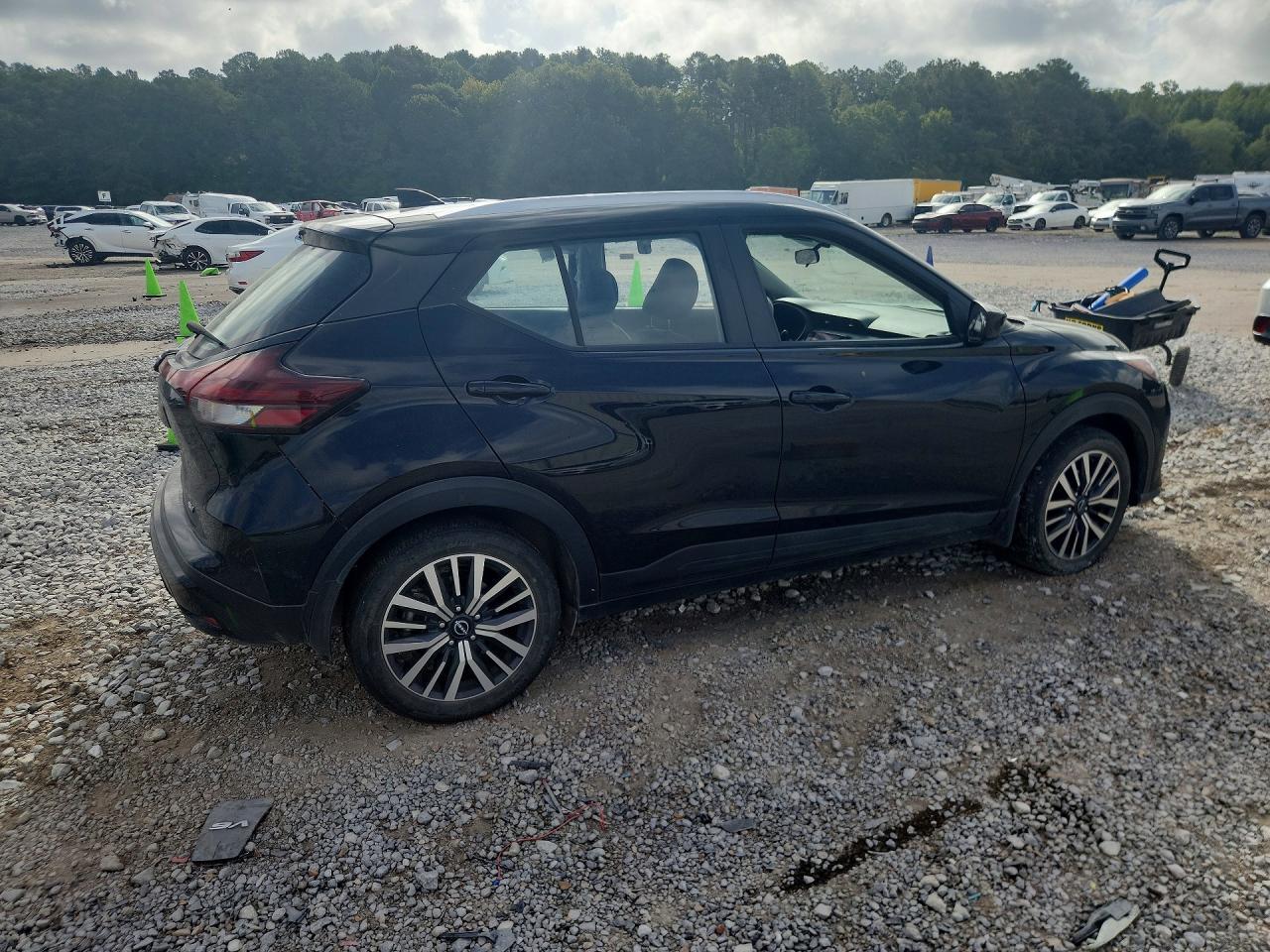 2023 Nissan Kicks Sv - Фото 3