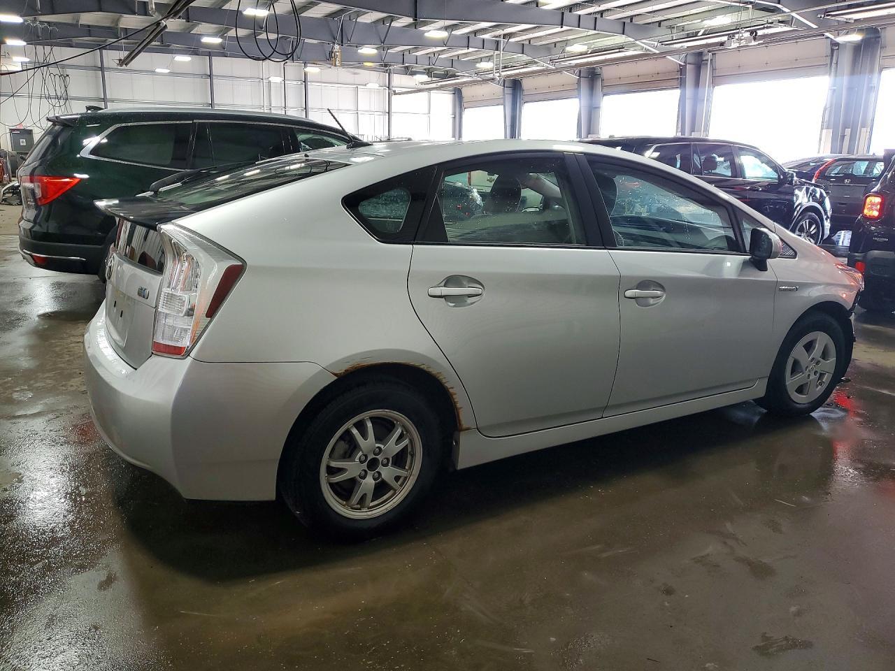 2010 Toyota Prius Ii - Фото 3
