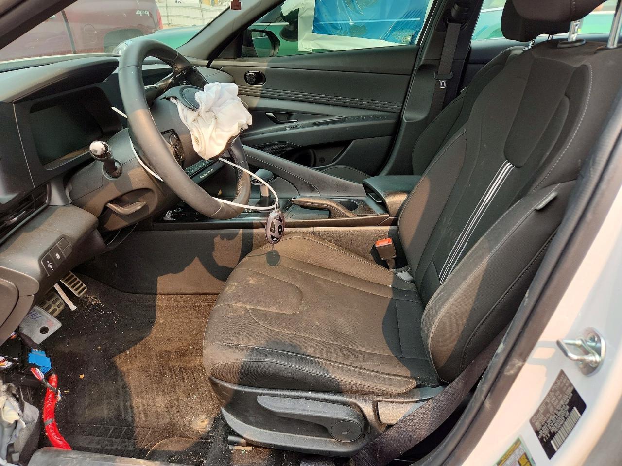 2025 Hyundai Elantra Sel Sport - Фото 7