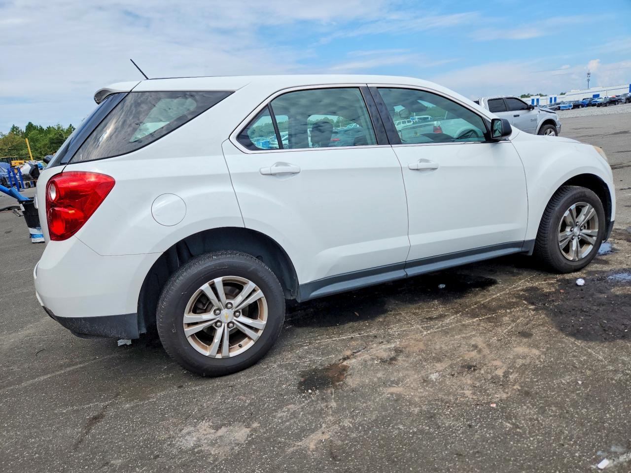 2015 Chevrolet Equinox Ls - Фото 3
