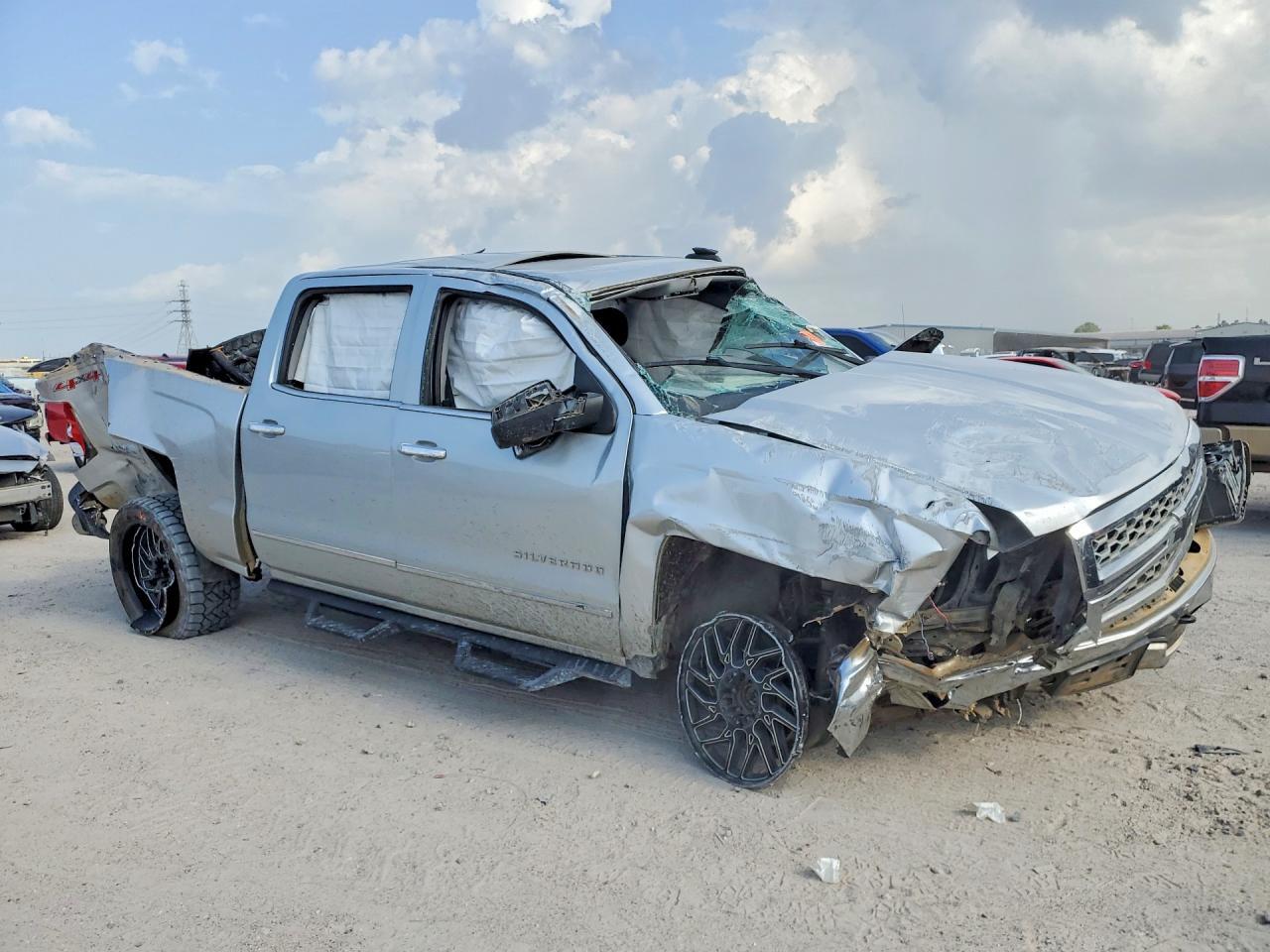 2015 Chevrolet Silverado K1500 Ltz - Image 4
