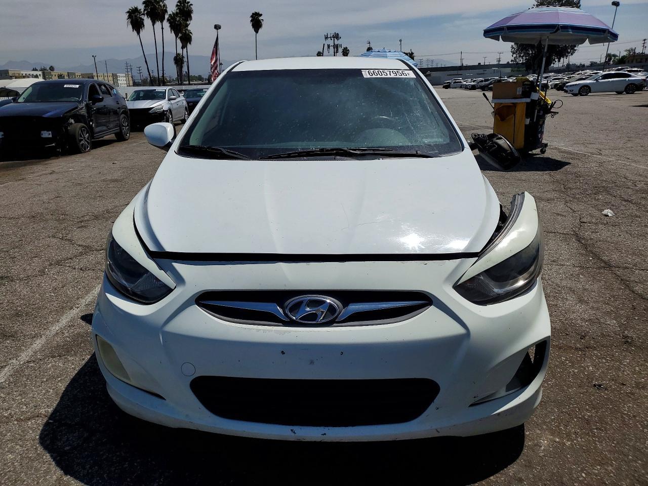 2014 Hyundai Accent Gs - Image 5