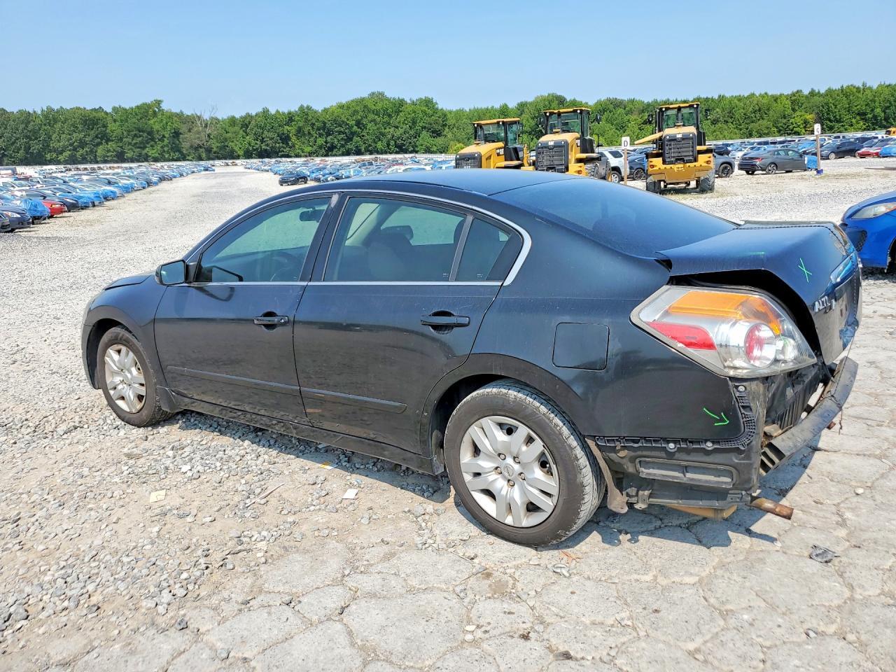 2009 Niss Altima - Фото 2