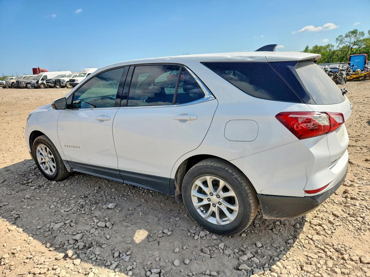 2020 Chevrolet Equinox Lt - Фото 2