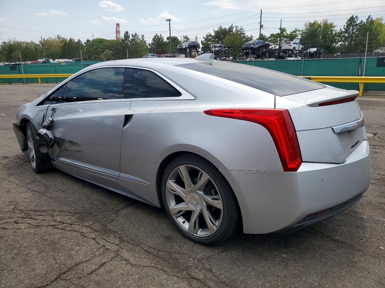 2014 Cadillac Elr Luxury - Image 2